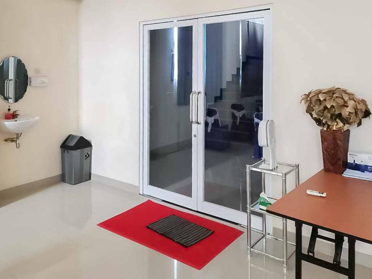 Wisma Talenta Mitra Reddoorz Jakarta Luaran gambar