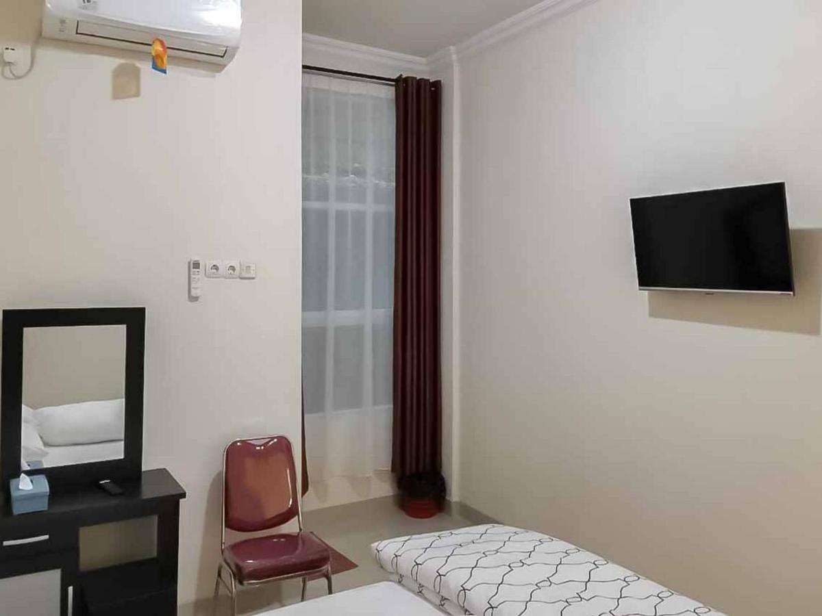 Wisma Talenta Mitra Reddoorz Jakarta Luaran gambar