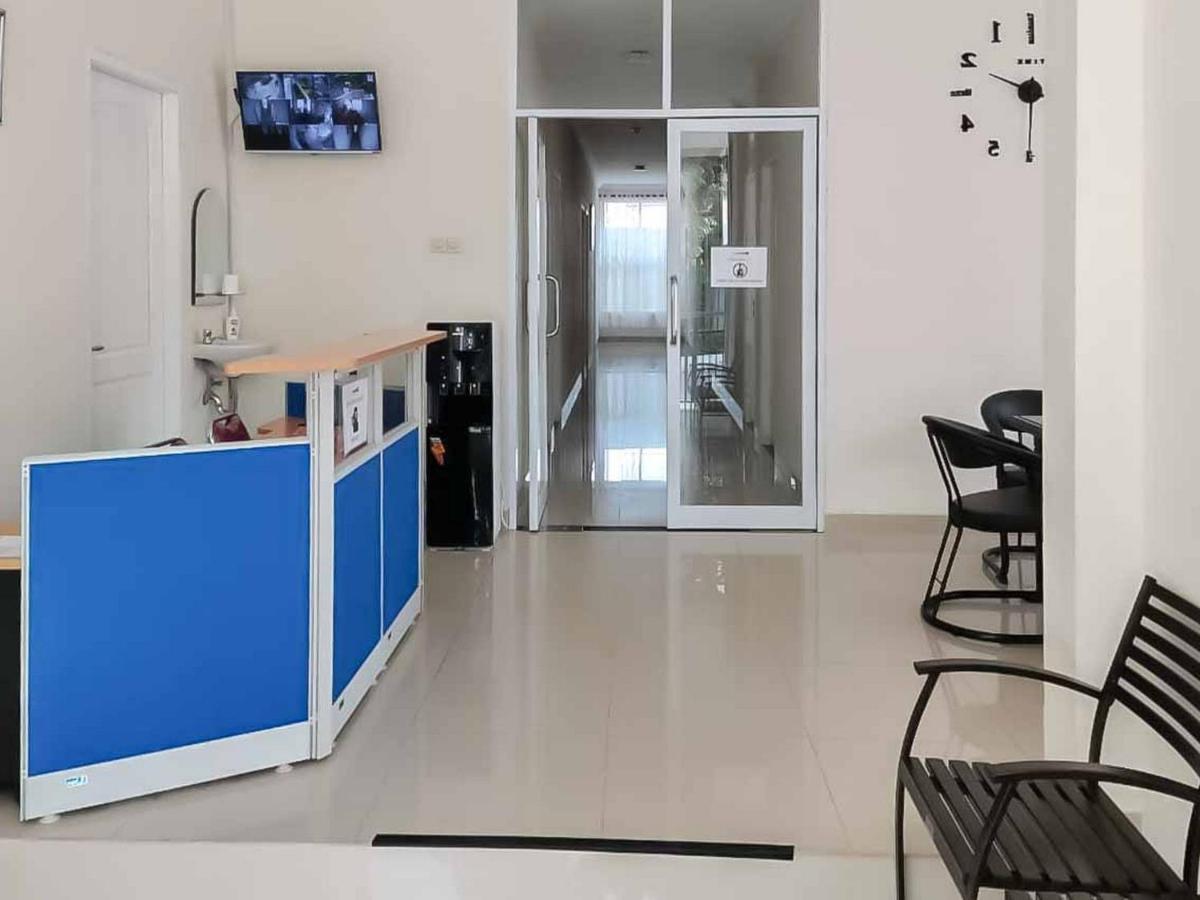 Wisma Talenta Mitra Reddoorz Jakarta Luaran gambar